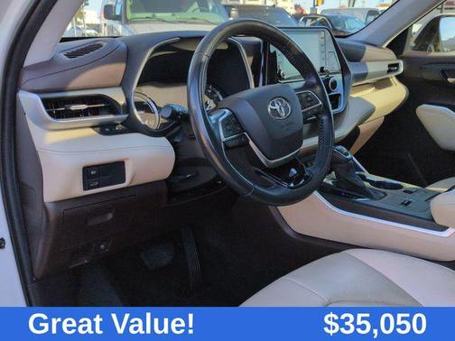 2021 Toyota Highlander Hybrid XLE