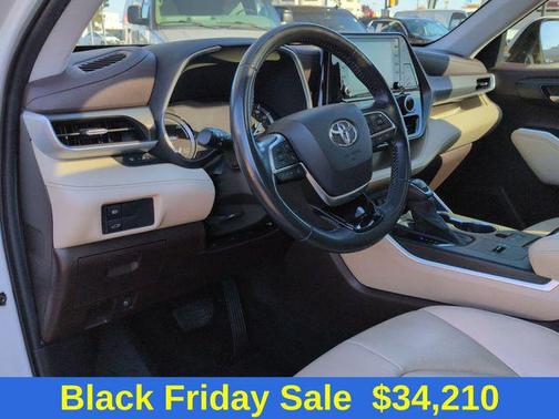 2021 Toyota Highlander Hybrid XLE