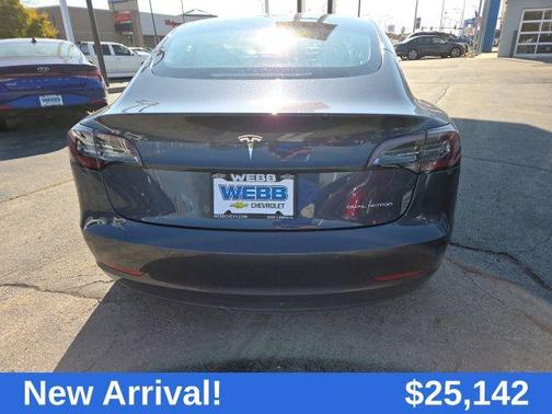 2022 Tesla Model 3 Long Range