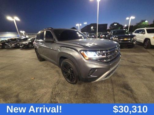 2023 Volkswagen Atlas 3.6L SE w/Technology