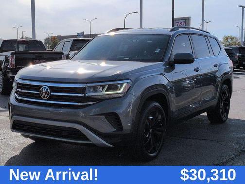 2023 Volkswagen Atlas 3.6L SE w/Technology