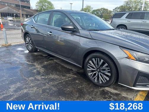 Gun Metallic 2024 Nissan Altima 2.5 SV