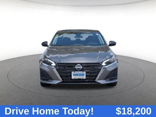 Gun Metallic 2024 Nissan Altima 2.5 SV