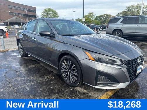 Gun Metallic 2024 Nissan Altima 2.5 SV