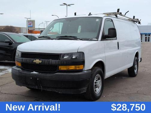 2022 Chevrolet Express 2500 RWD 2500 Regular Wheelbase WT
