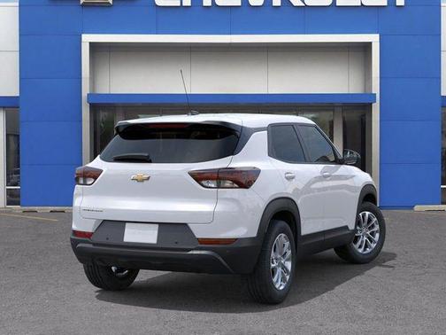 Summit White 2026 Chevrolet Trailblazer LS