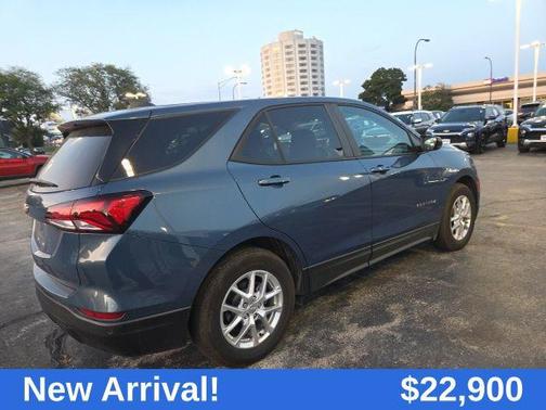 2024 Chevrolet Equinox LS