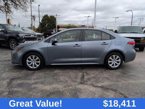 2022 Toyota Corolla LE