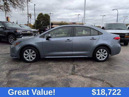 2022 Toyota Corolla LE