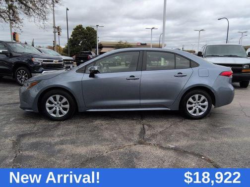 2022 Toyota Corolla LE