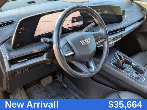 2025 Cadillac XT4 Premium Luxury