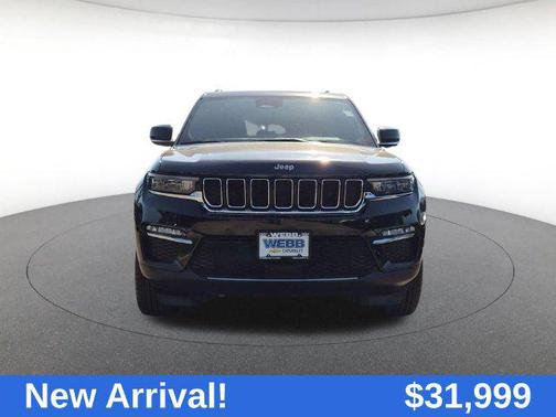 Diamond Black Crystal Pearlcoat 2024 Jeep Grand Cherokee Limited