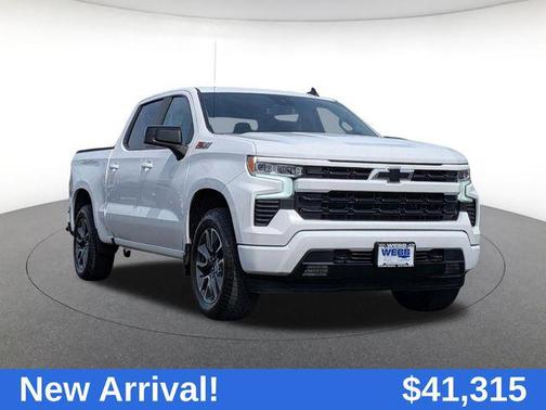 Summit White 2022 Chevrolet Silverado 1500 RST