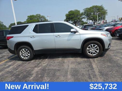 2021 Chevrolet Traverse LT Leather