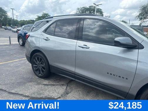 Sterling Gray Metallic 2023 Chevrolet Equinox AWD RS