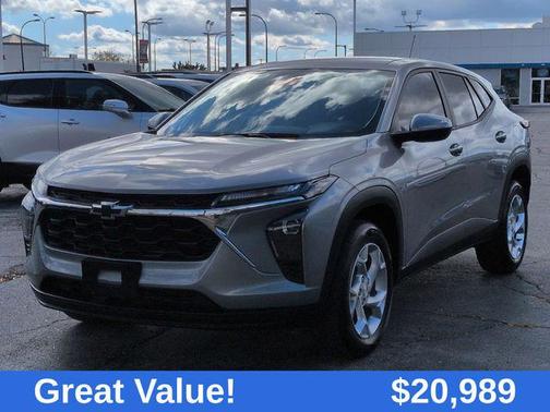 2025 Chevrolet Trax LS