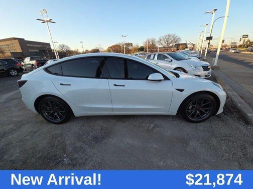 2021 Tesla Model 3 Standard Range Plus