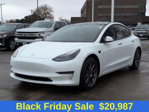 2021 Tesla Model 3 Standard Range Plus