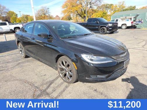 2015 Chrysler 200 S