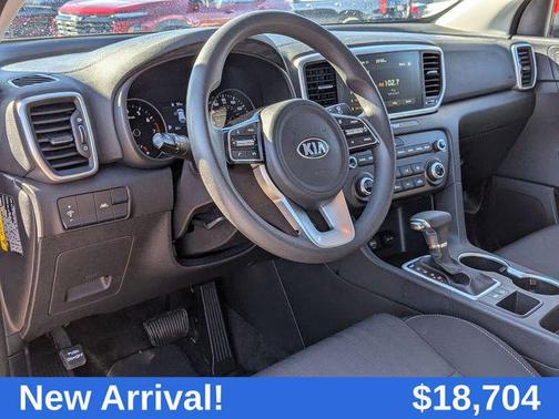 2022 Kia Sportage LX