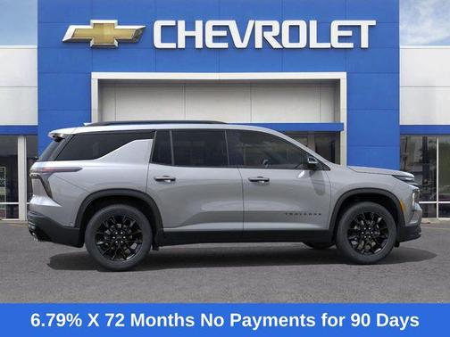 2025 Chevrolet Traverse LT