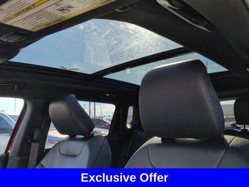 2022 Jeep Compass (RED) Edition 4x4