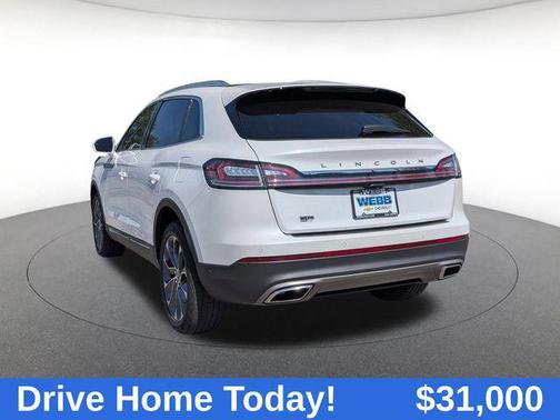 Pristine White Metallic Tri-Coat 2022 Lincoln Nautilus Reserve