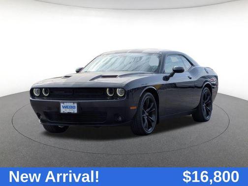 Maximum Steel Metallic Clearcoat 2017 Dodge Challenger SXT