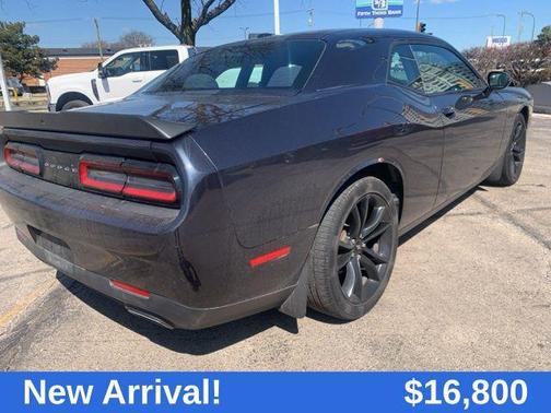 Maximum Steel Metallic Clearcoat 2017 Dodge Challenger SXT