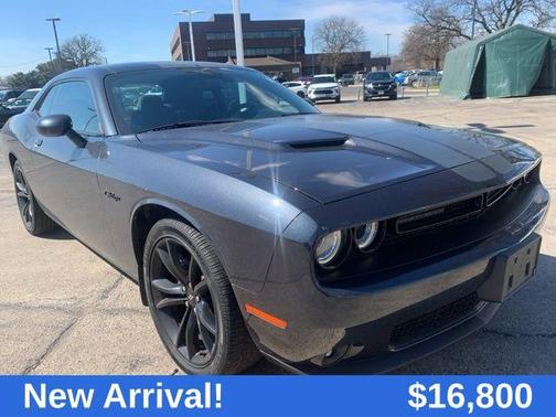 Maximum Steel Metallic Clearcoat 2017 Dodge Challenger SXT