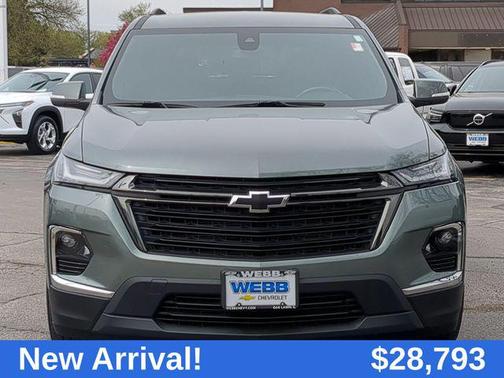 2022 Chevrolet Traverse LT Cloth