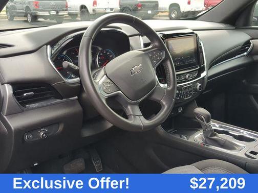 2022 Chevrolet Traverse LT Cloth