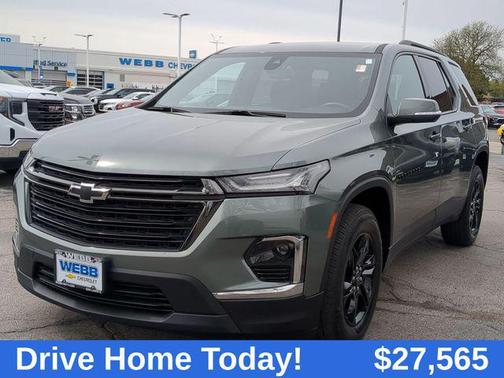 2022 Chevrolet Traverse LT Cloth