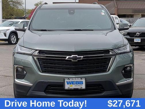 2022 Chevrolet Traverse LT Cloth