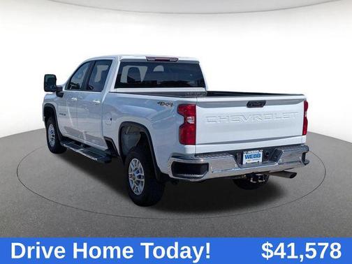 Summit White 2022 Chevrolet Silverado 2500 LT