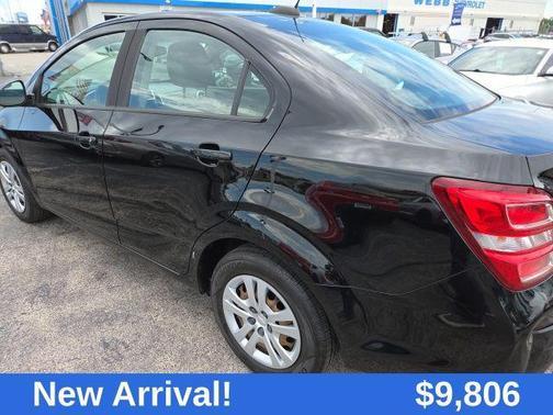 2018 Chevrolet Sonic LS