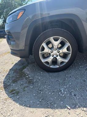 Sting-Gray Clearcoat 2022 Jeep Compass Limited