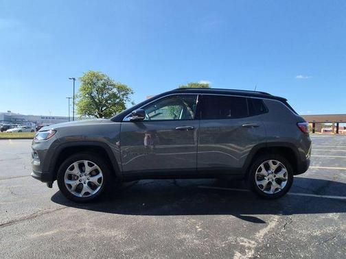 Sting-Gray Clearcoat 2022 Jeep Compass Limited