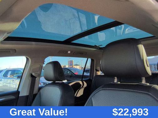 2024 Volkswagen Tiguan 2.0T Wolfsburg Edition