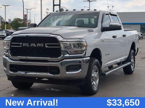 2021 RAM 2500 Tradesman Crew Cab 4x4 6'4' Box