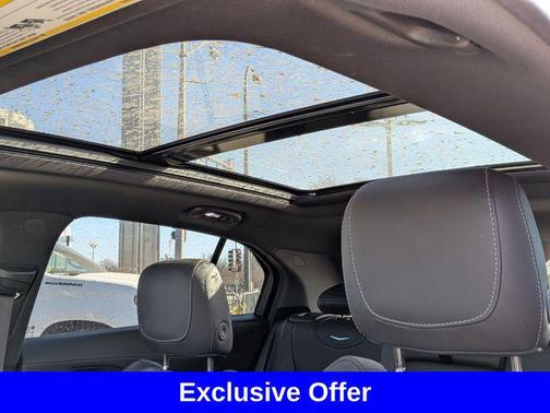 Crystal White Tricoat 2019 Cadillac XT4 Premium Luxury