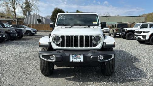 Bright White Clearcoat 2026 Jeep Wrangler Sahara