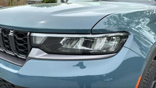 Steel Blue 2026 Jeep Grand Cherokee Limited