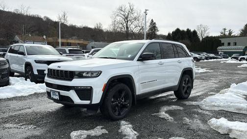 Bright White Clearcoat 2026 Jeep Grand Cherokee Limited