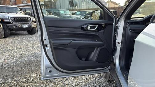 2026 Jeep Compass Limited Altitude