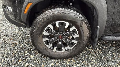 Black 2024 Nissan Frontier PRO-4X