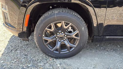 Gloss Black 2026 Jeep Grand Wagoneer L Limited