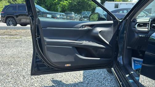 Galactic Aqua 2018 Toyota Camry SE