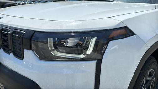 Bright White Clearcoat 2026 Jeep Cherokee Limited
