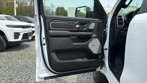 Bright White Clearcoat 2026 RAM 1500 Laramie